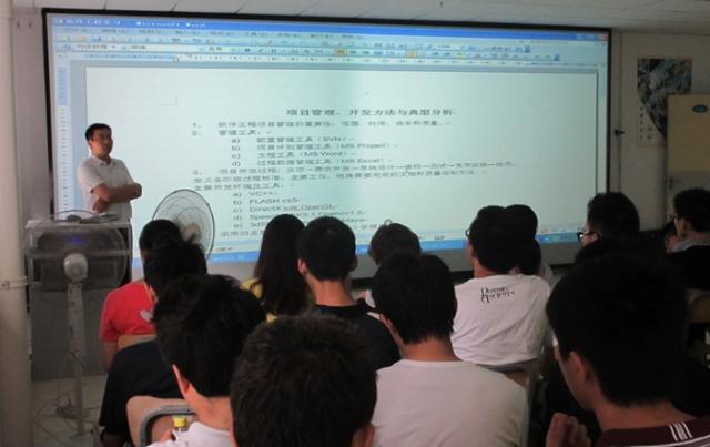 williamhill官网顺利开展小学期认知实习-金诺数码